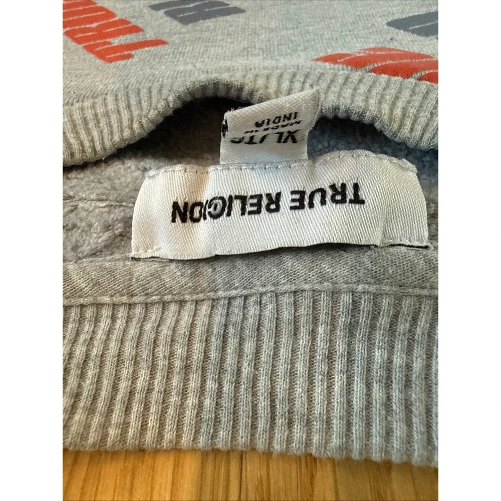 True Religion Sweatshirt Size XL.‎ Rare